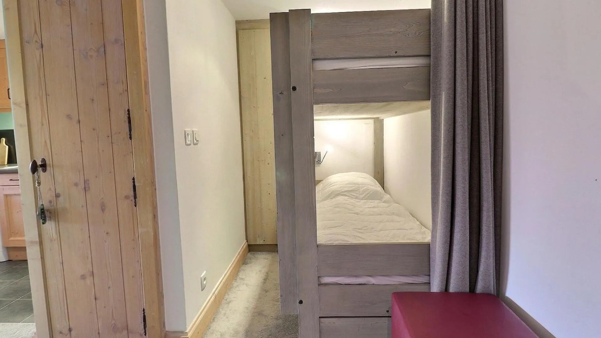 Apartment Charmant 2 Pieces Cabine Skis Aux Pieds Avec Parking Et Seche-Chaussures - Fr-1-182-245 Les Allues