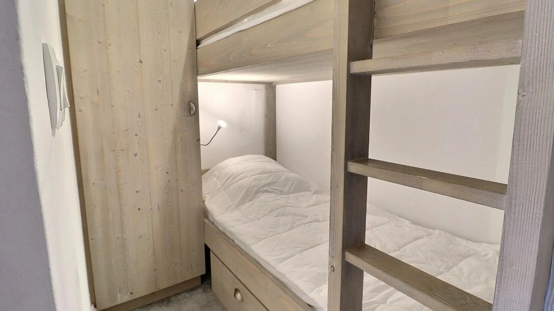 Apartment Charmant 2 Pieces Cabine Skis Aux Pieds Avec Parking Et Seche-Chaussures - Fr-1-182-245 Les Allues