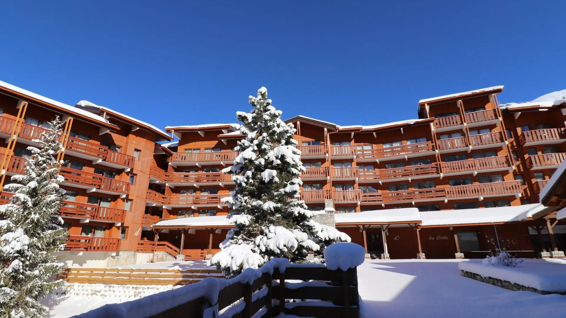 Apartment Charmant 2 Pieces Cabine Skis Aux Pieds Avec Parking Et Seche-Chaussures - Fr-1-182-245 Les Allues